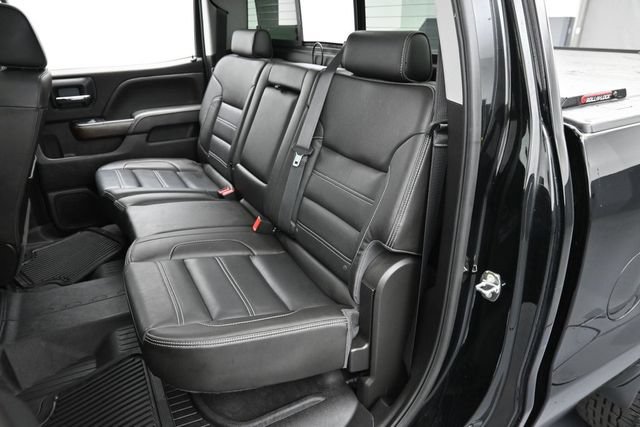 Used 2018 GMC Sierra 2500 Denali w/ Duramax Plus Package AWD/4WD image 30