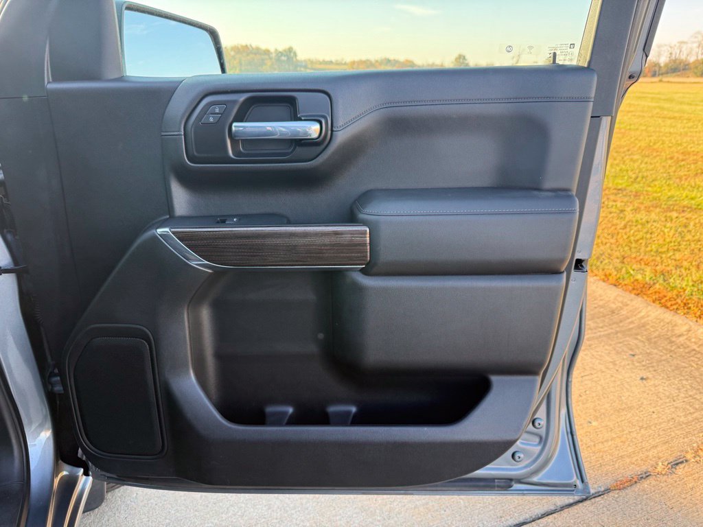 Used 2021 Chevrolet Silverado 1500 LT AWD/4WD image 20
