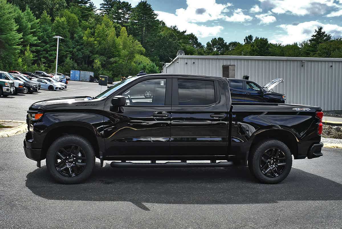New 2026 Chevrolet Silverado 1500 Custom w/ Turbomax Blackout Package AWD/4WD image 4