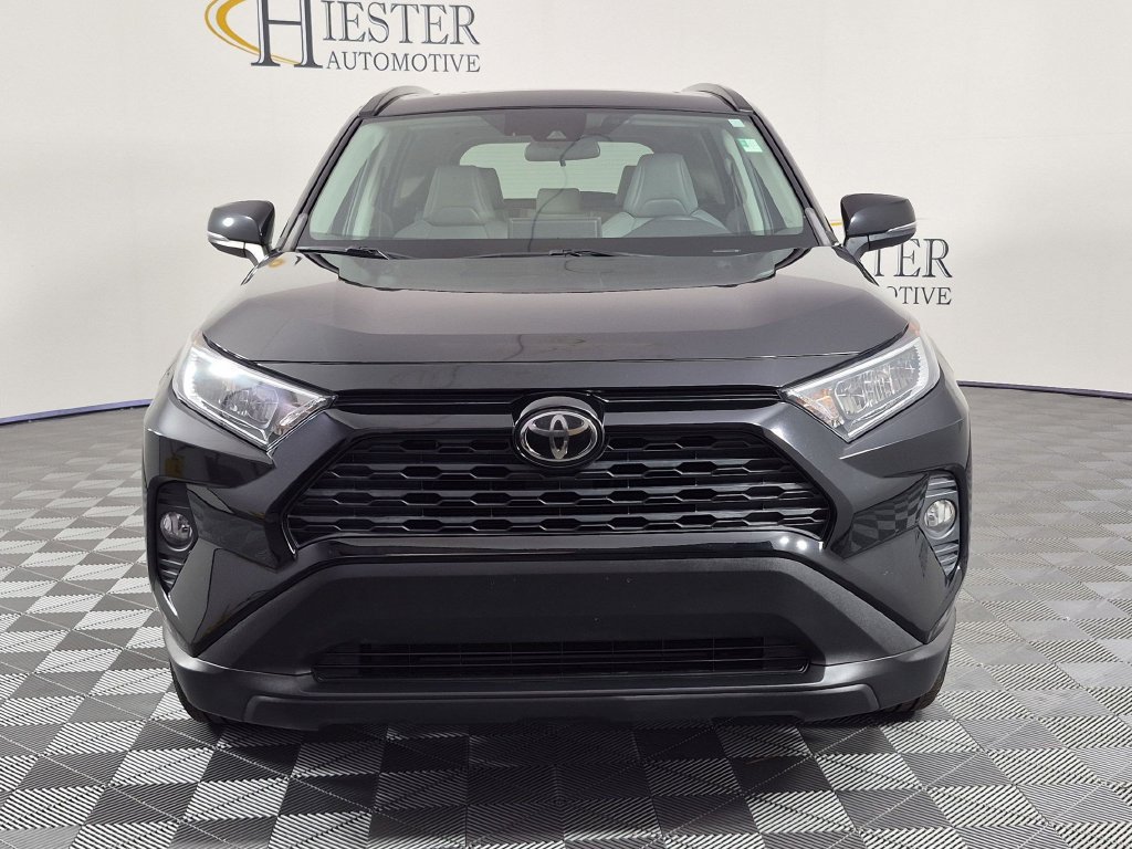 Used 2021 Toyota RAV4 XLE Premium FWD image 10