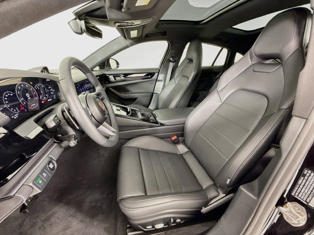 New 2026 Porsche Panamera RWD image 5