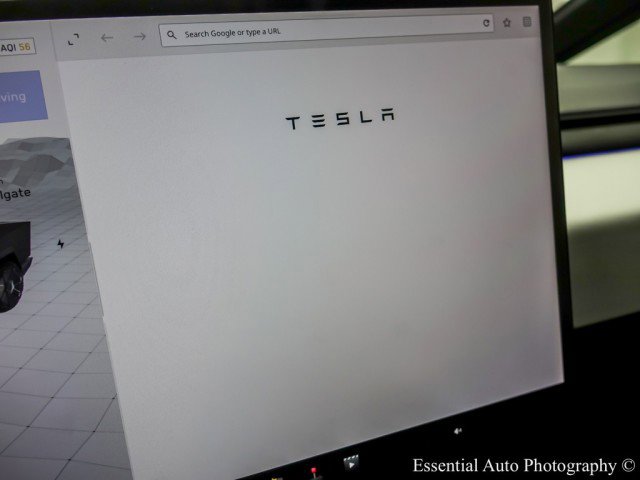 Used 2024 Tesla Cybertruck AWD Crew Cab image 25