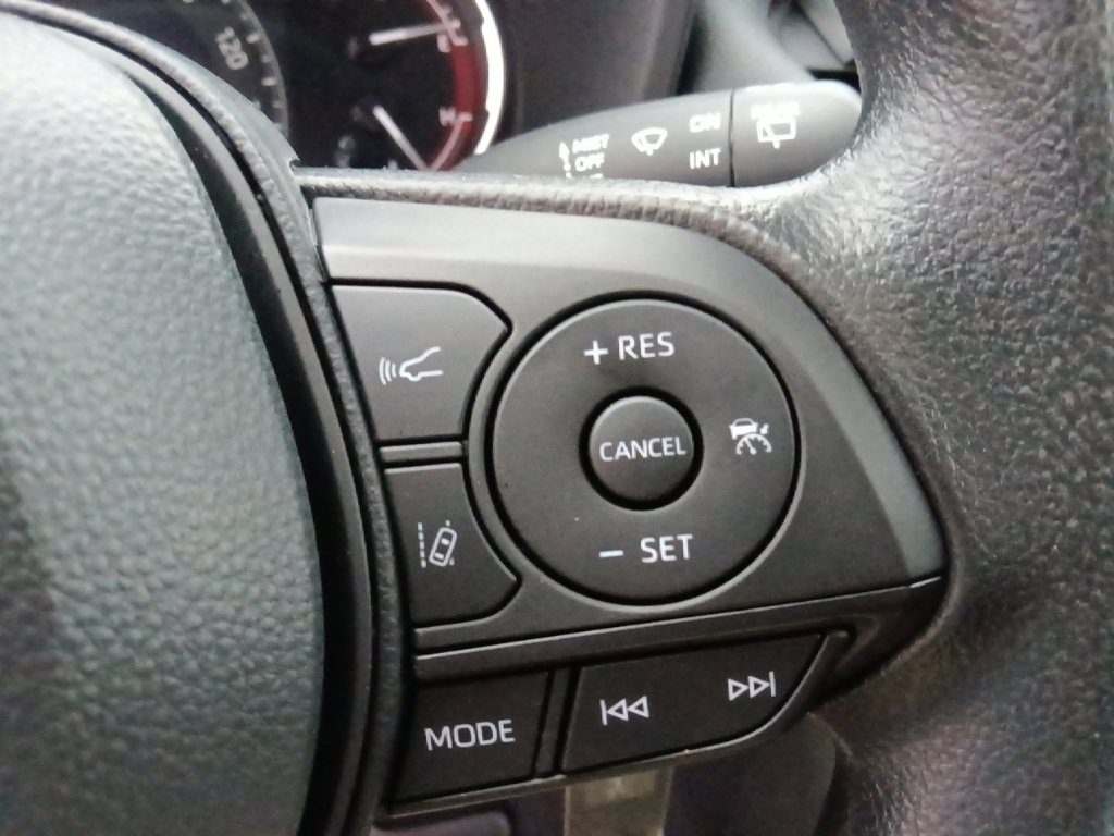 New 2025 Toyota RAV4 LE image 18