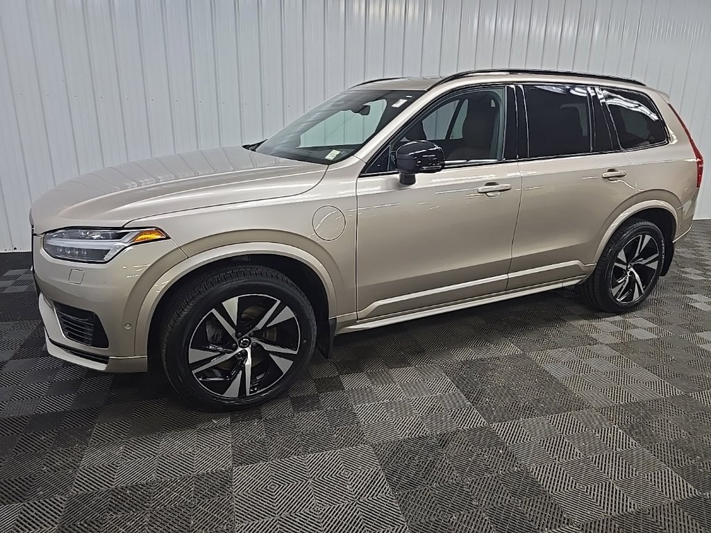 Used 2023 Volvo XC90 T8 Plus w/ Protection Package AWD/4WD image 6