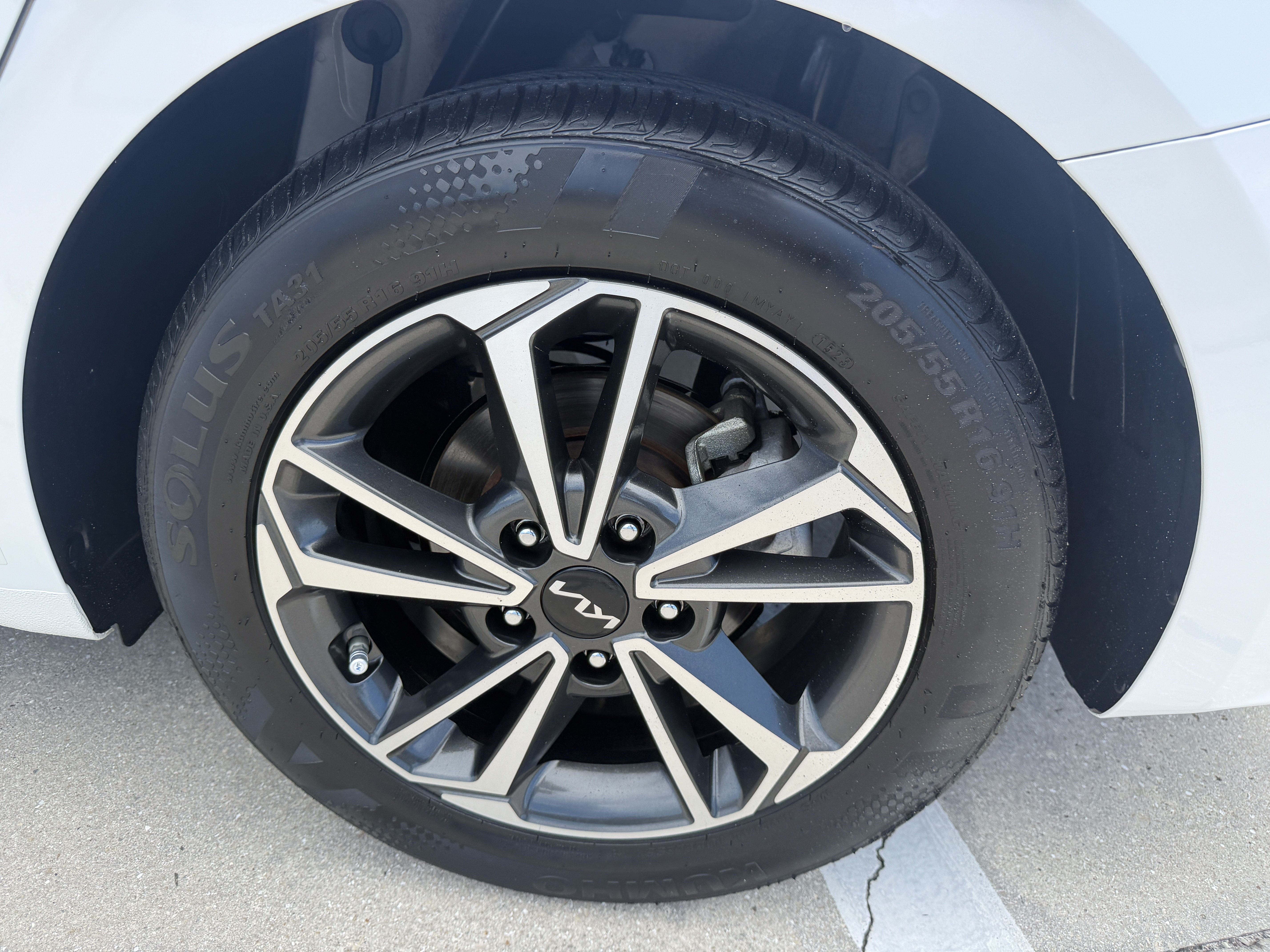 Certified 2023 Kia Forte LXS w/ LXS Technology Package FWD image 30