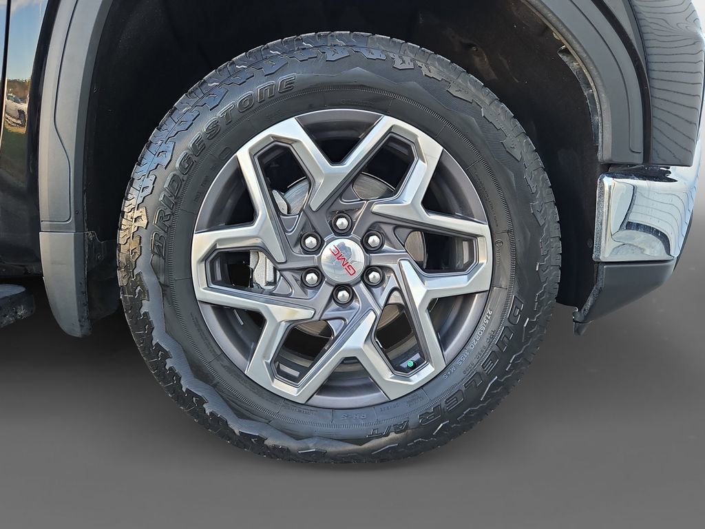 Used 2023 GMC Sierra 1500 SLT w/ SLT Premium Package image 16