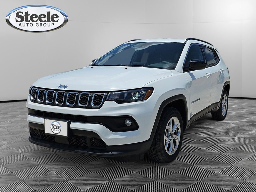 New 2025 Jeep Compass Latitude image 1