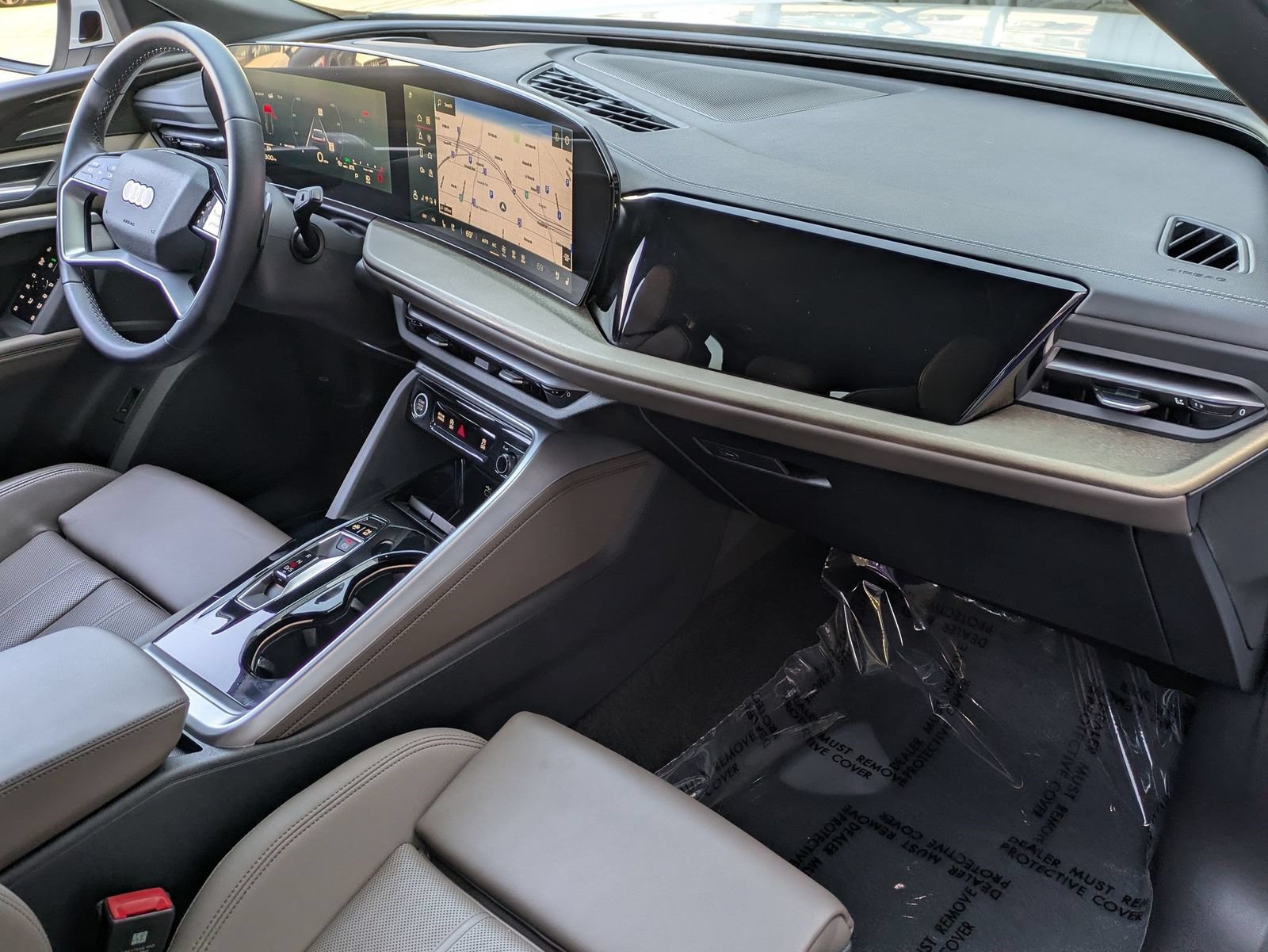 Used 2025 Audi Q5 Premium Plus w/ Premium Plus AWD/4WD image 19