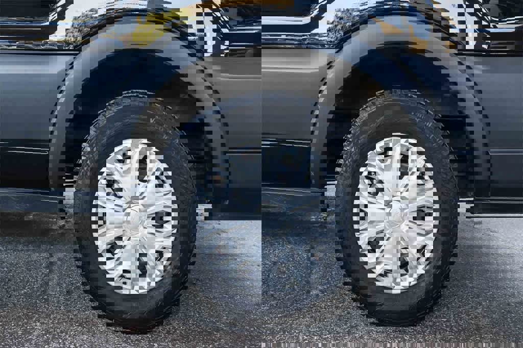 Used 2024 Ford Transit 350 XLT image 10