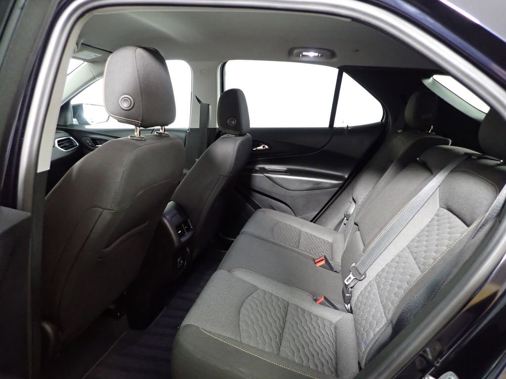 Used 2020 Chevrolet Equinox LT w/ Driver Convenience Package image 38