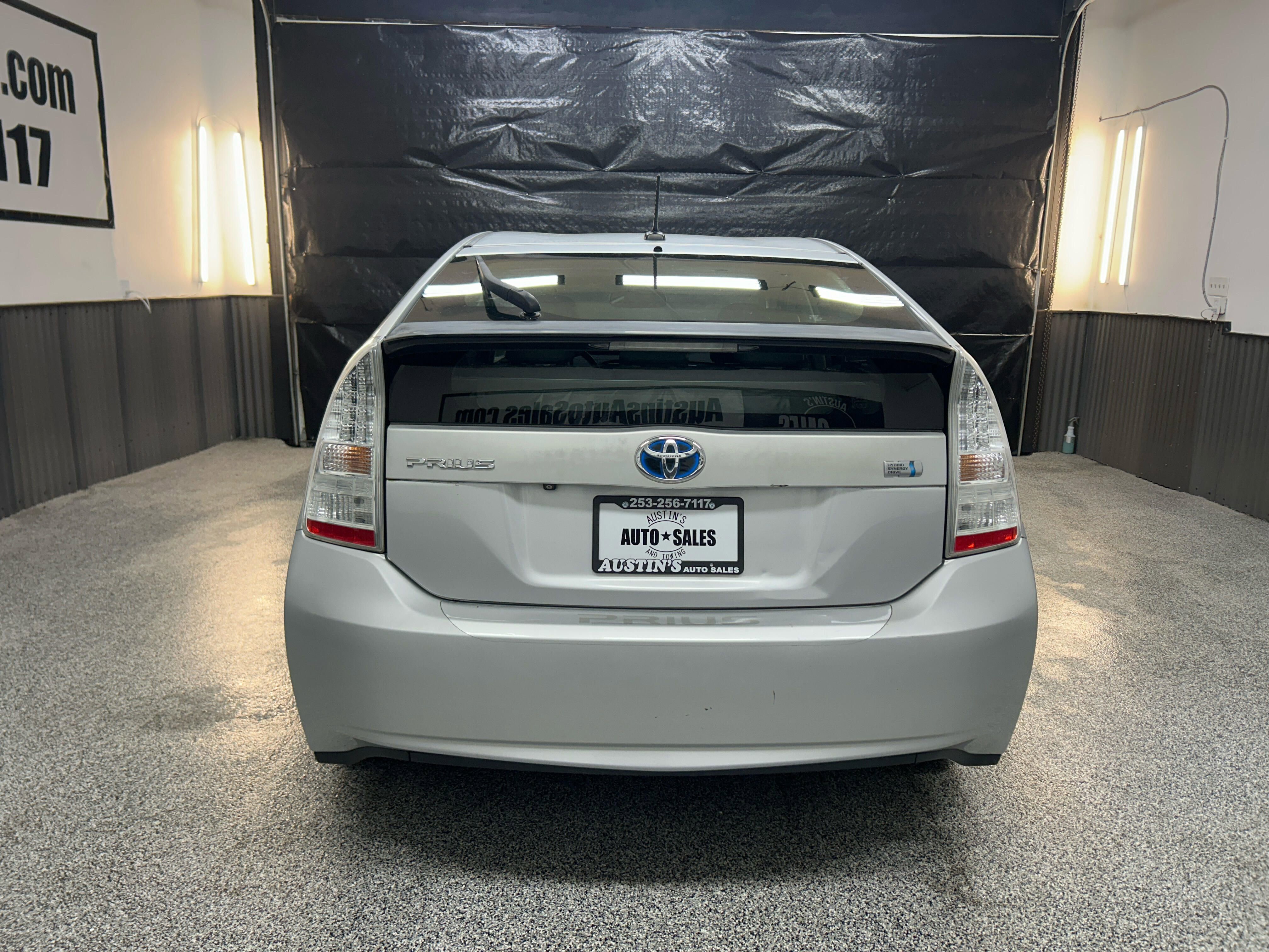 Used 2010 Toyota Prius Five image 5
