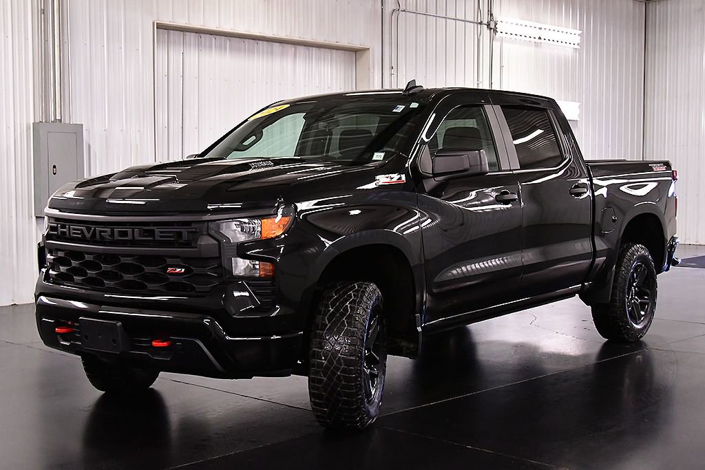Used 2024 Chevrolet Silverado 1500 Custom Trail Boss image 3