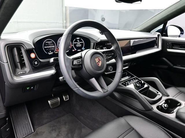 New 2025 Porsche Cayenne S AWD/4WD image 4