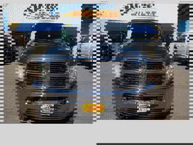 Used 2011 RAM 2500 SLT image 15