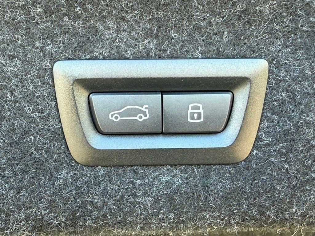 New 2026 BMW M4 xDrive Competition w/ M Carbon Exterior Package image 17