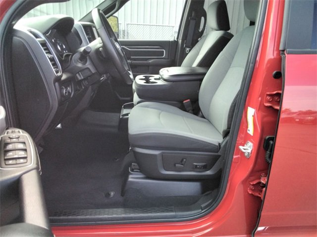 Used 2024 RAM 2500 Big Horn w/ Bed Utility Group image 9