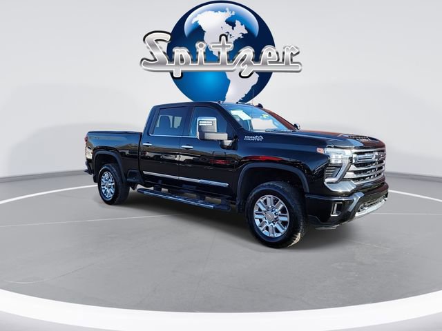 Used 2024 Chevrolet Silverado 2500 High Country w/ High Country Premium Package image 2