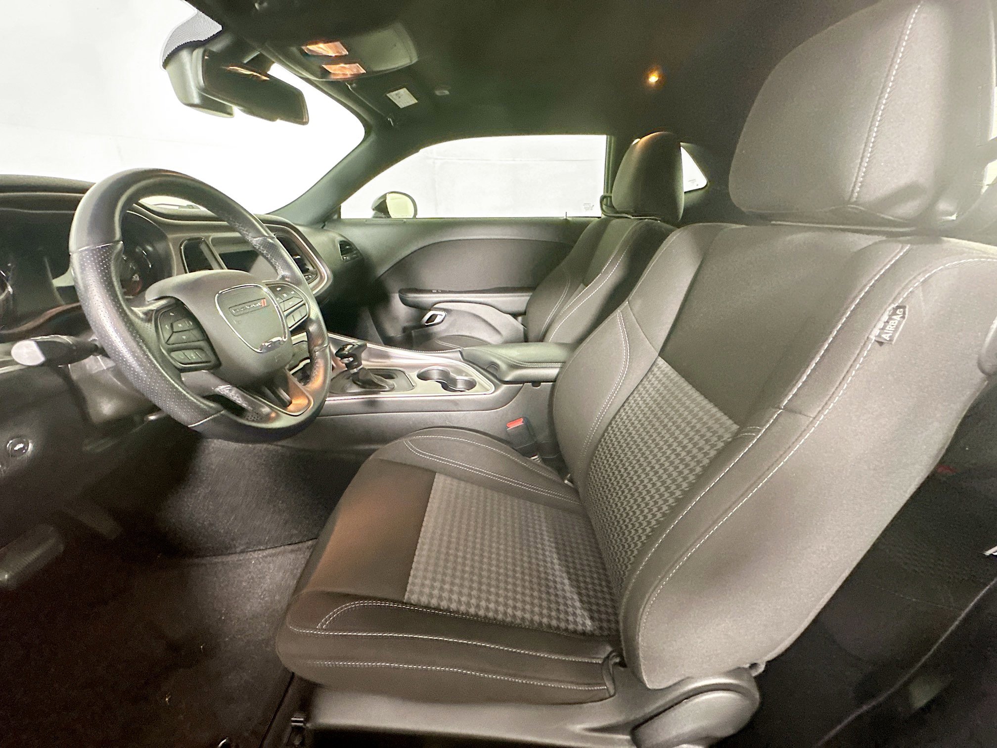 Used 2022 Dodge Challenger SXT w/ Blacktop Package image 13