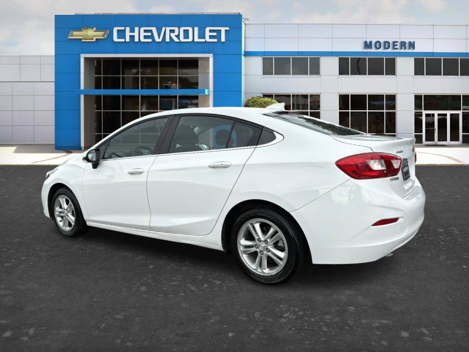 Used 2017 Chevrolet Cruze LT w/ Sun And Sound Package FWD image 3