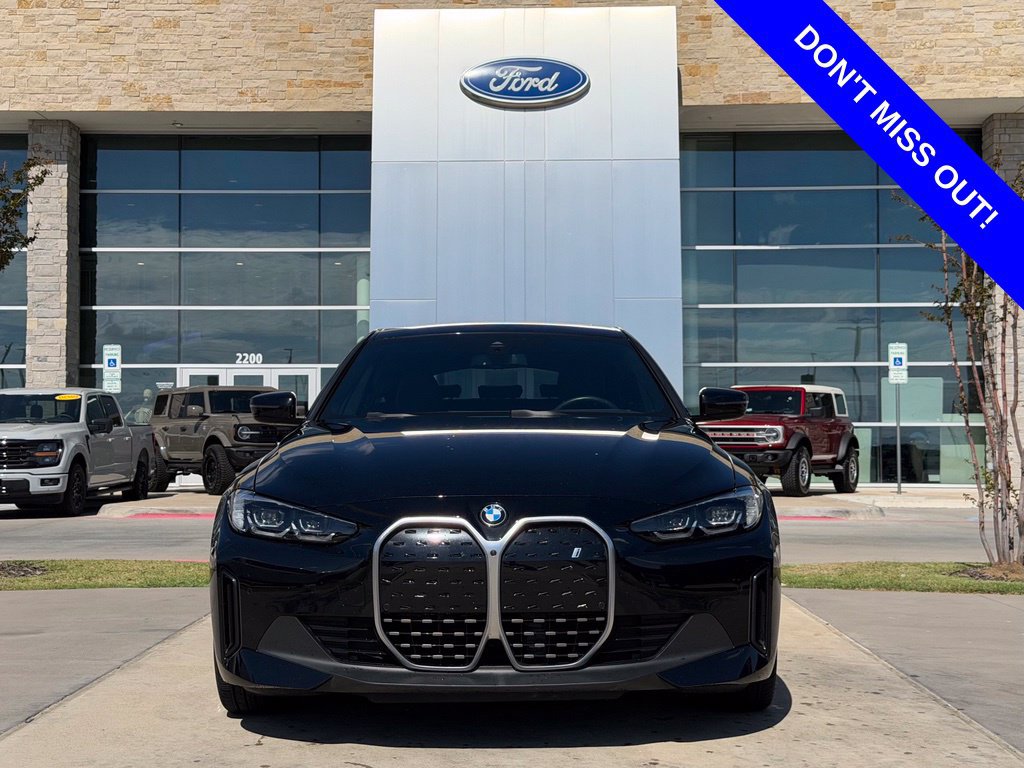 Used 2024 BMW i4 eDrive40 w/ Convenience Package RWD image 2