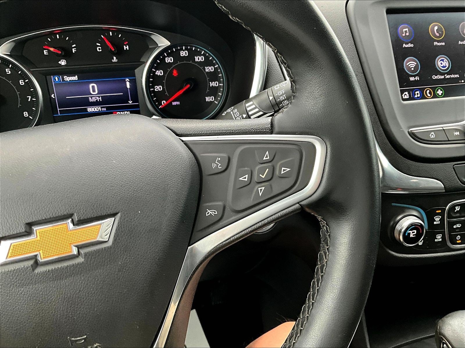 Used 2023 Chevrolet Equinox LT AWD/4WD image 12