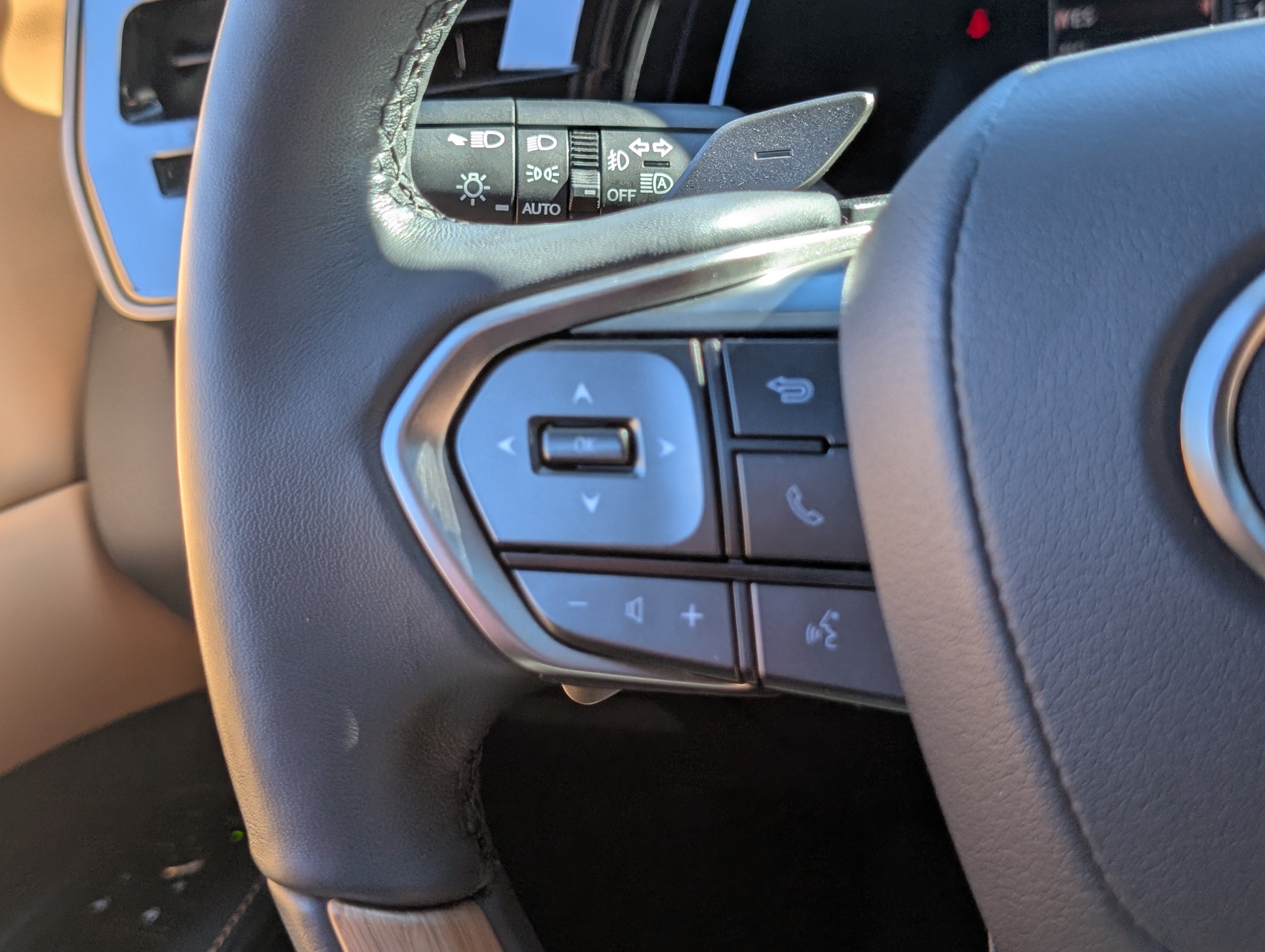 Used 2024 Lexus RX 350 Premium w/ Cold Area Package AWD/4WD image 24