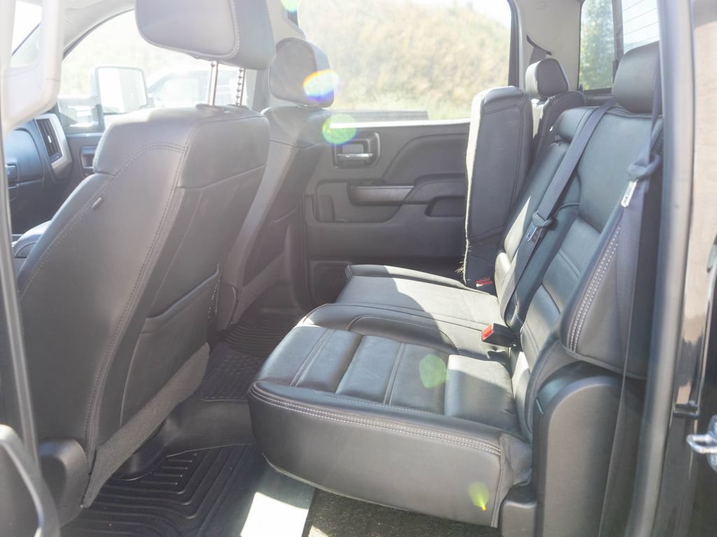 Used 2018 GMC Sierra 2500 Denali AWD/4WD image 13