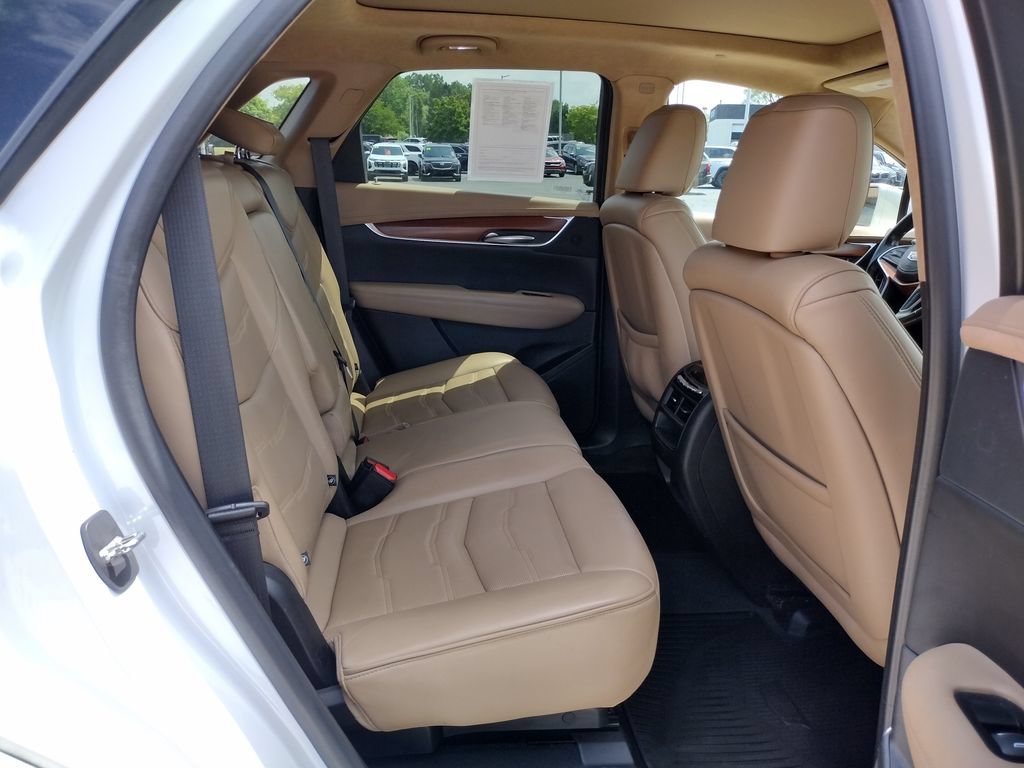 Used 2019 Cadillac XT5 Platinum AWD/4WD image 11