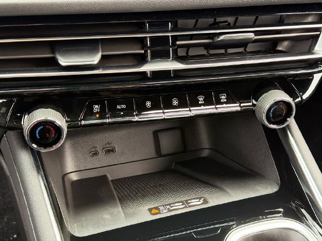New 2026 Chevrolet Traverse LT FWD image 17