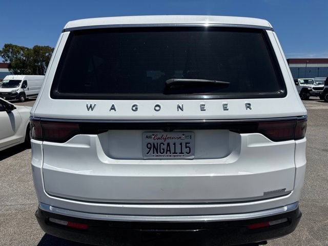 Used 2024 Jeep Wagoneer L Series II w/ Flexible Seating Group RWD image 6