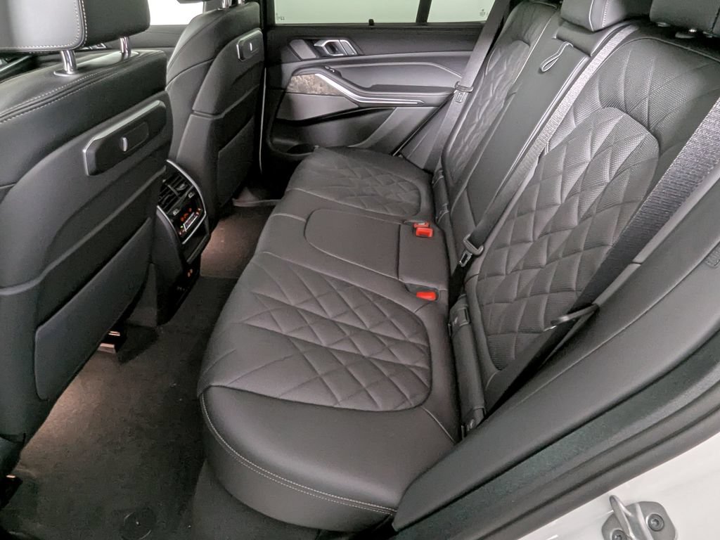 New 2026 BMW X5 xDrive40i AWD/4WD image 35