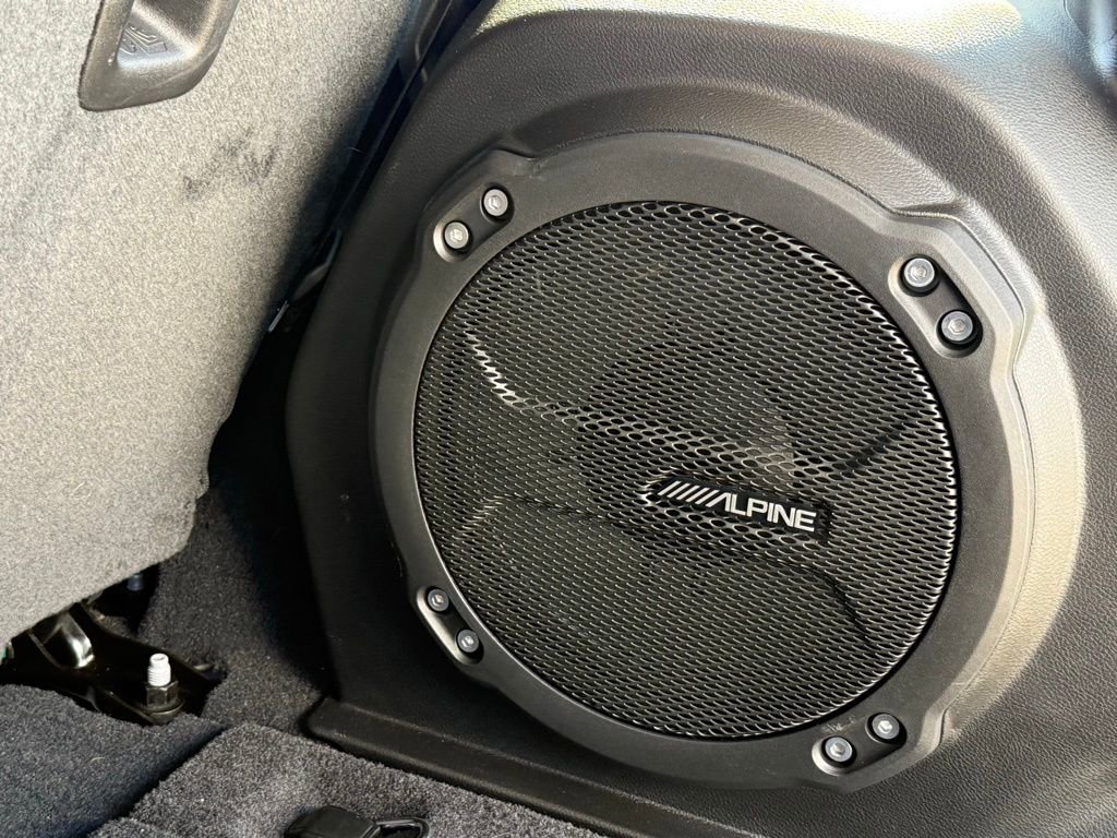 Certified 2024 Jeep Wrangler Unlimited Rubicon w/ Technology Group image 20