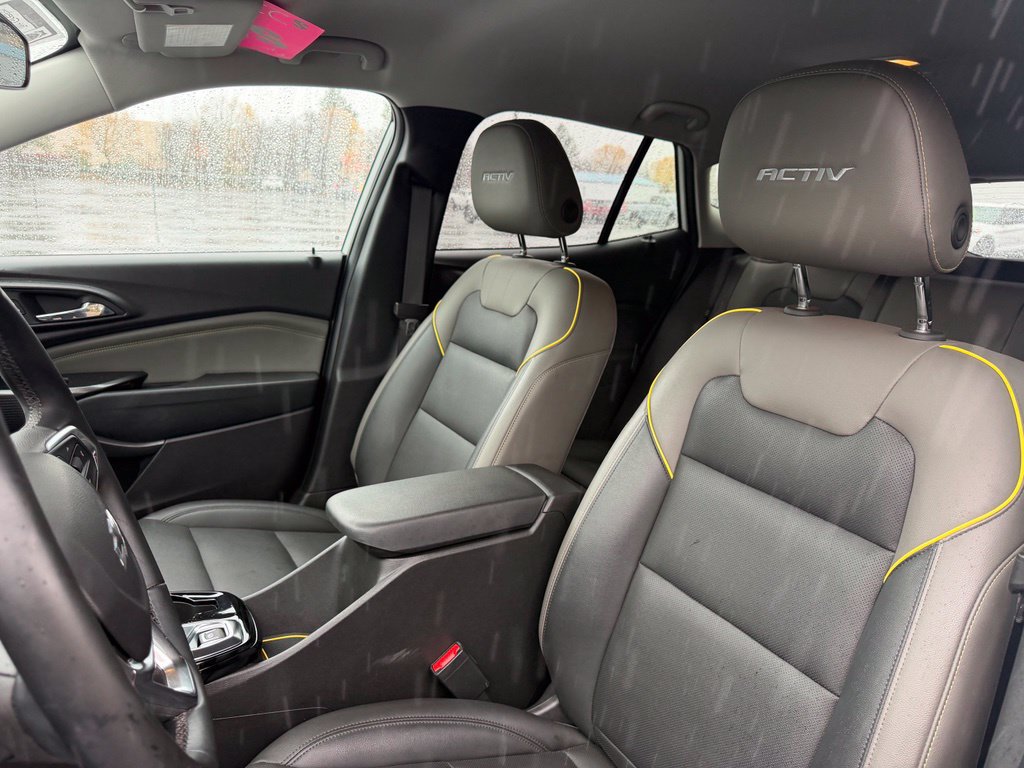 Used 2024 Chevrolet Trax ACTIV w/ Driver Confidence Package FWD image 15