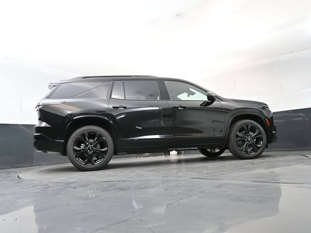 New 2027 Chevrolet Traverse RS w/ LPO, Floor Liner Package AWD/4WD image 17