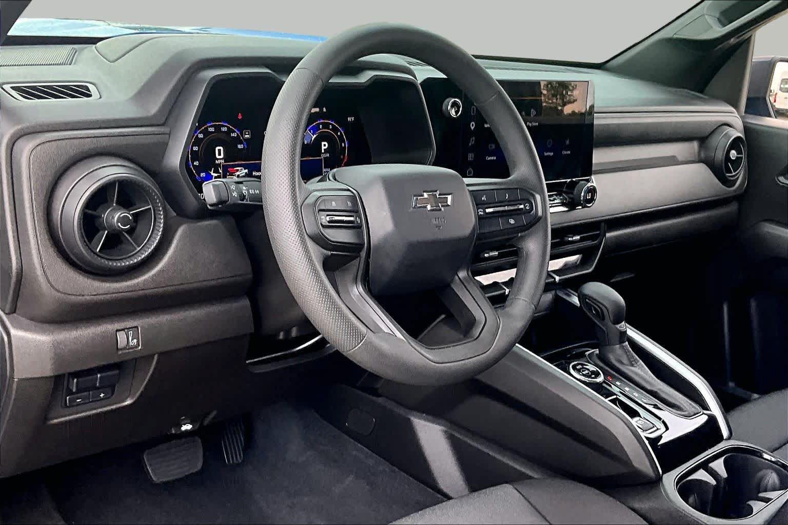 Used 2025 Chevrolet Colorado Trail Boss AWD/4WD image 16