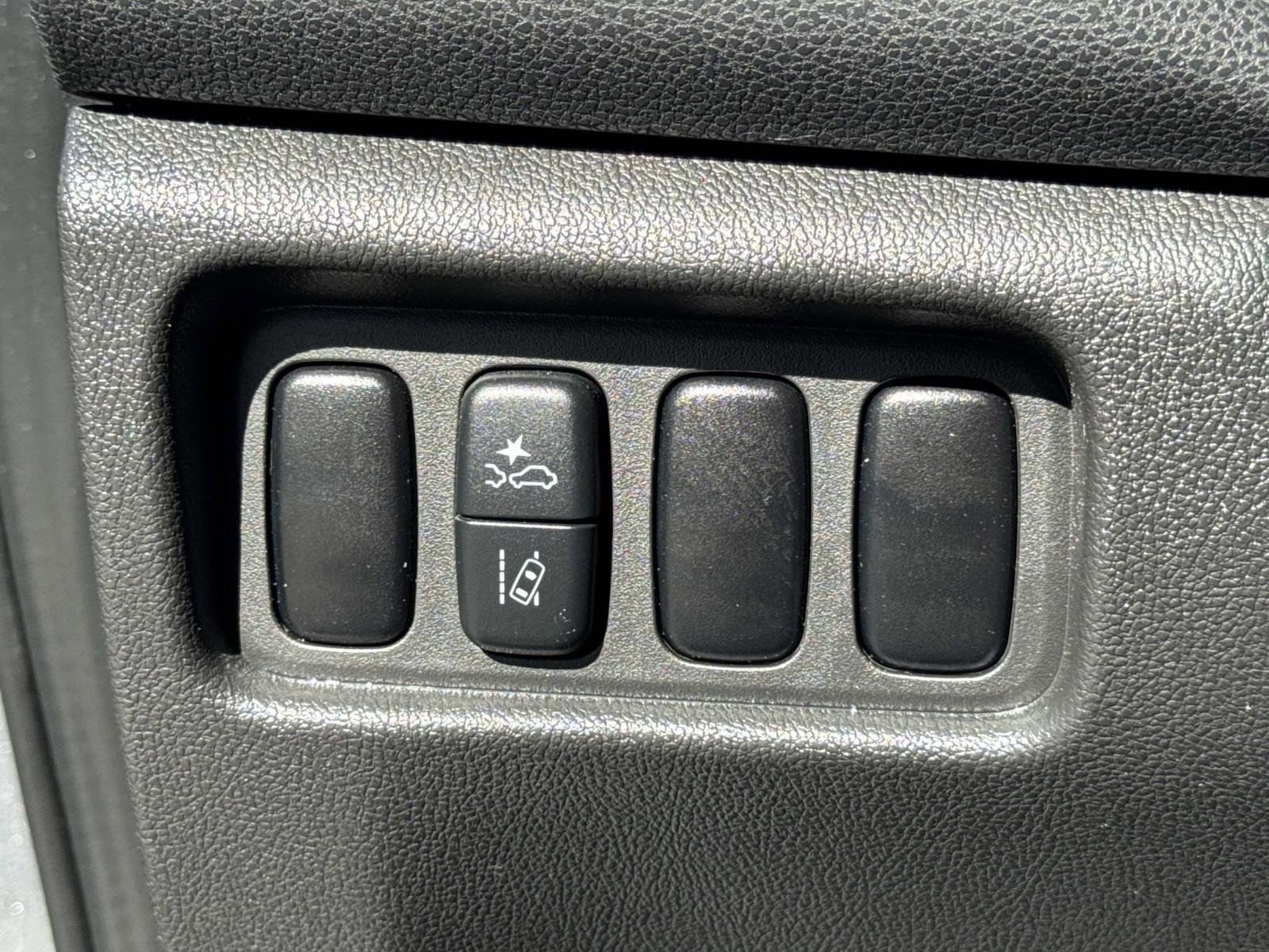 Used 2023 Mitsubishi Outlander Sport ES image 25