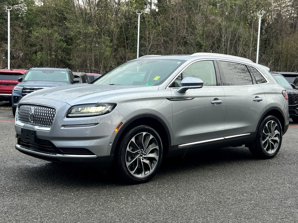 Used 2023 Lincoln Nautilus Reserve w/ Equipment Group 201A image 3