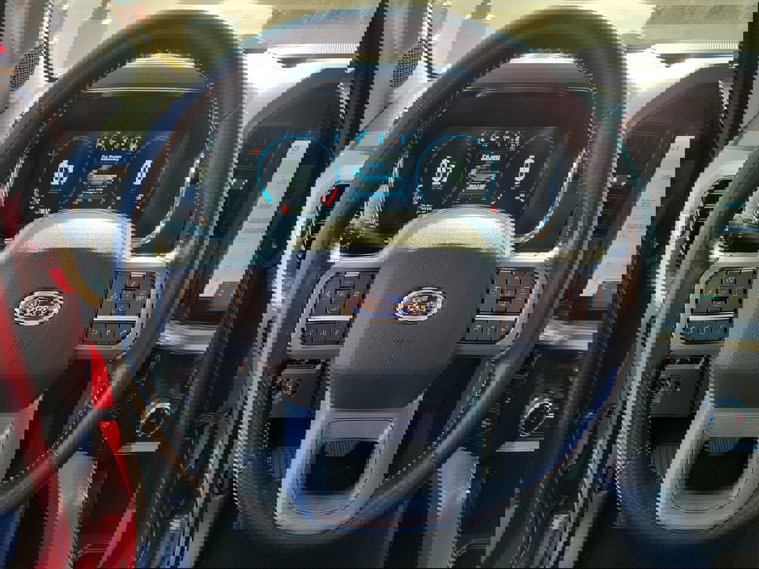 Used 2023 Ford F150 Lariat w/ Bed Utility Package AWD/4WD image 25