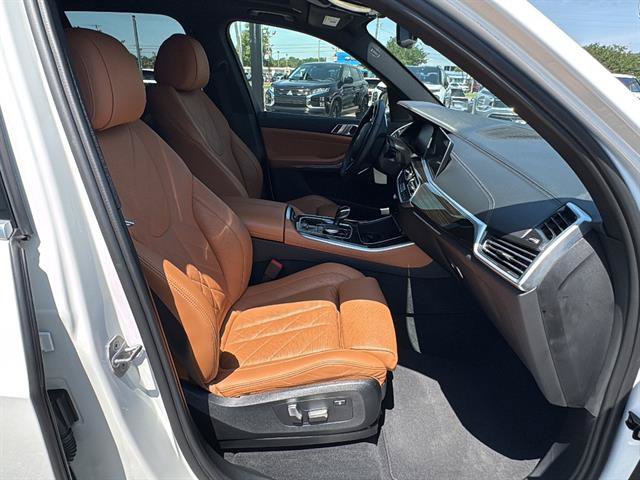 Used 2023 BMW X5 xDrive45e AWD/4WD image 17
