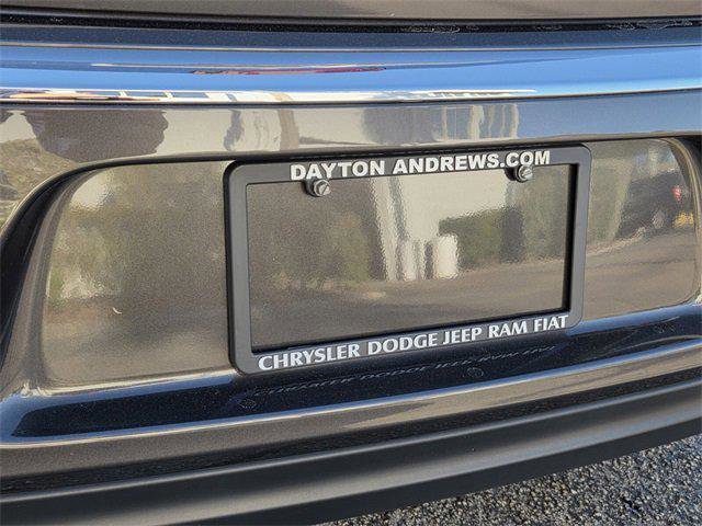 Certified 2023 Chrysler 300 Touring image 9