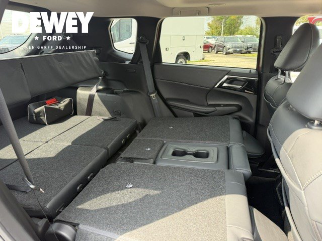Used 2023 Mitsubishi Outlander SE Black Edition AWD/4WD image 36