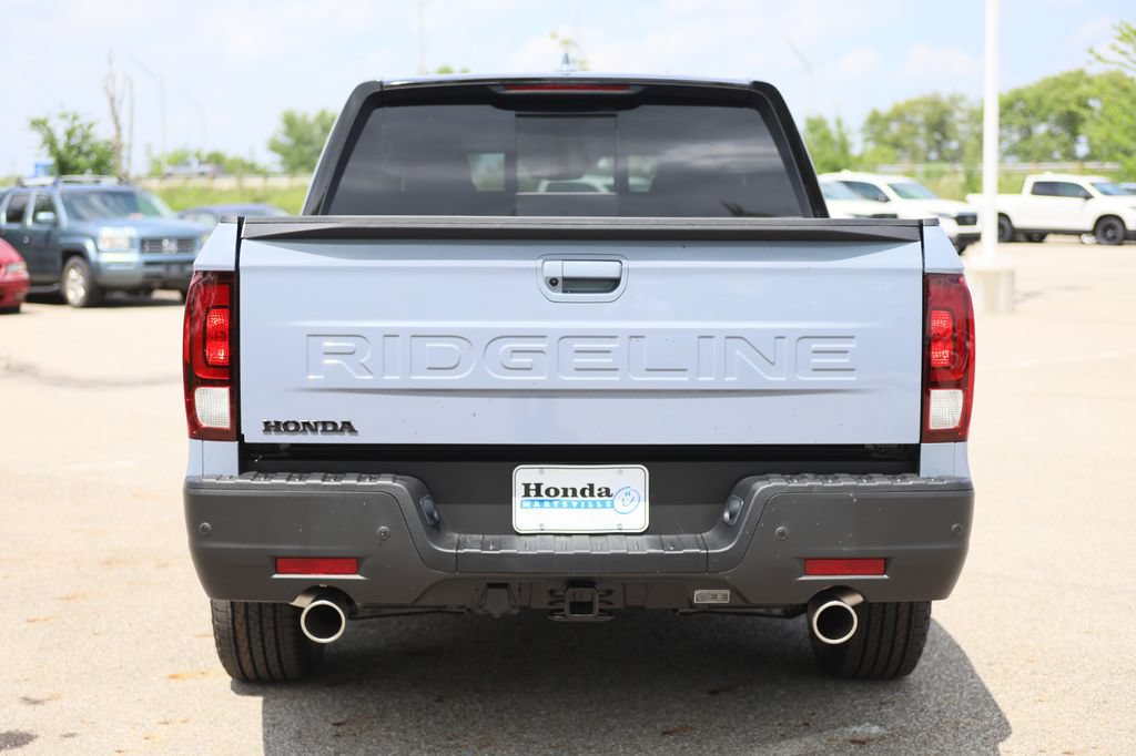 New 2026 Honda Ridgeline Black Edition image 5