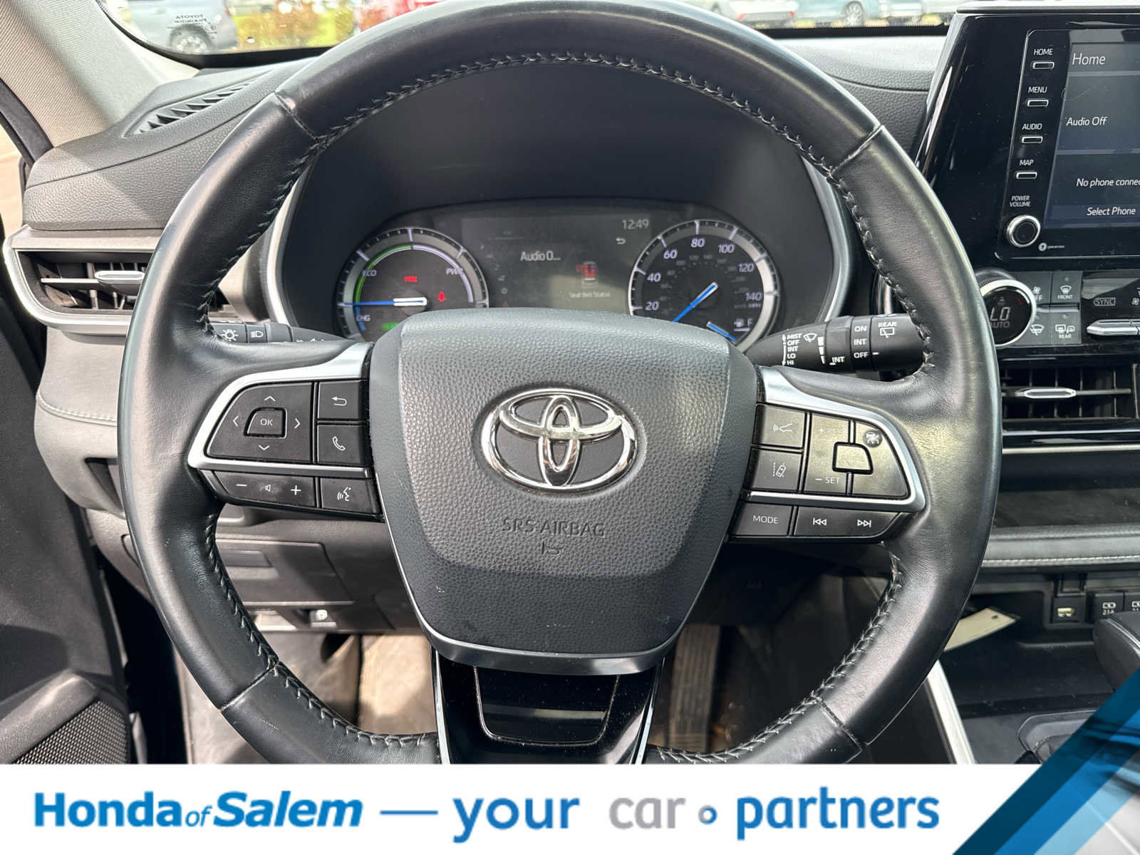 Used 2020 Toyota Highlander XLE image 15