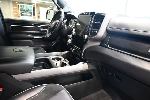 Used 2022 RAM 1500 Laramie w/ Sport Appearance Package AWD/4WD image 14