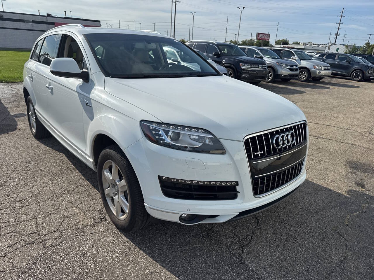 Used 2015 Audi Q7 3.0T Premium AWD/4WD image 9