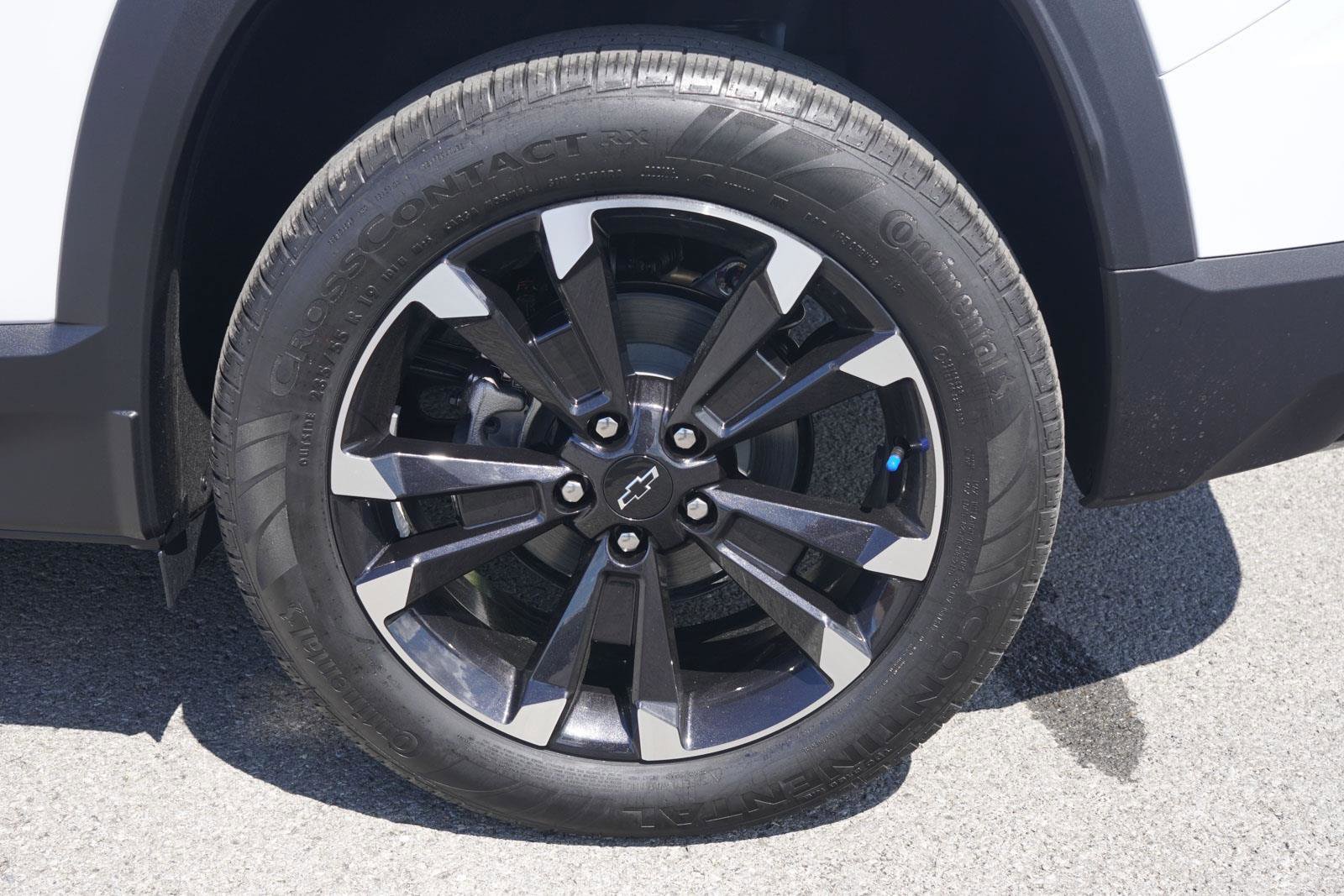 New 2026 Chevrolet Equinox RS w/ Convenience Package III image 11