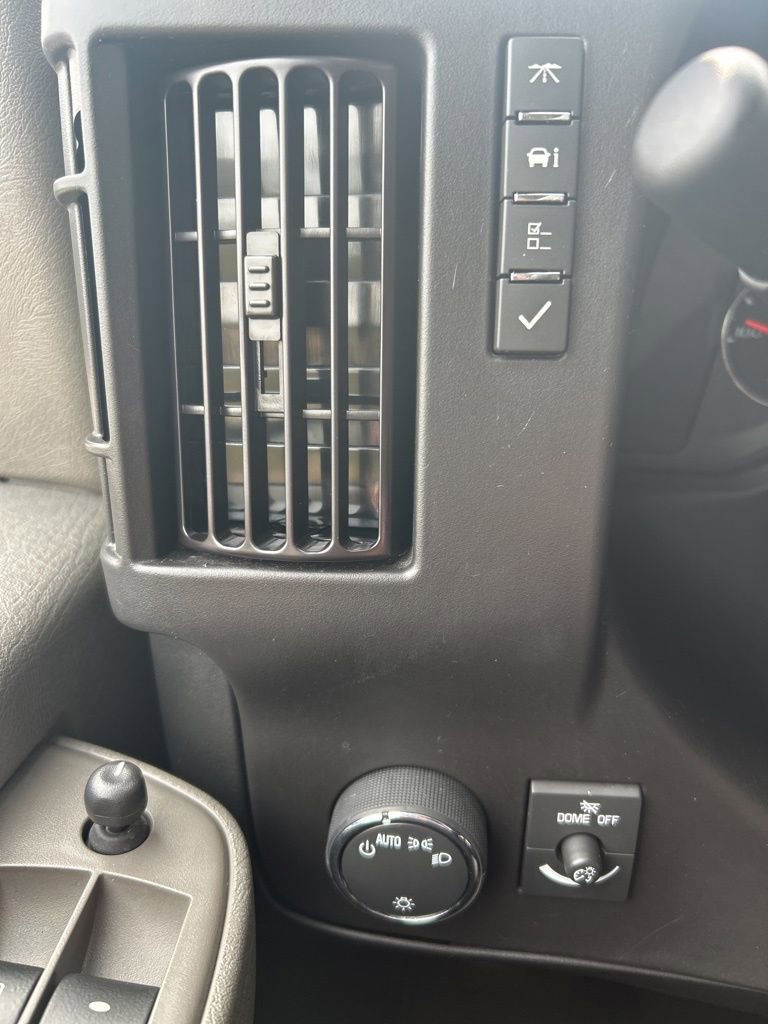 Certified 2023 Chevrolet Express 3500 LT w/ LT Preferred Equipment Group image 13