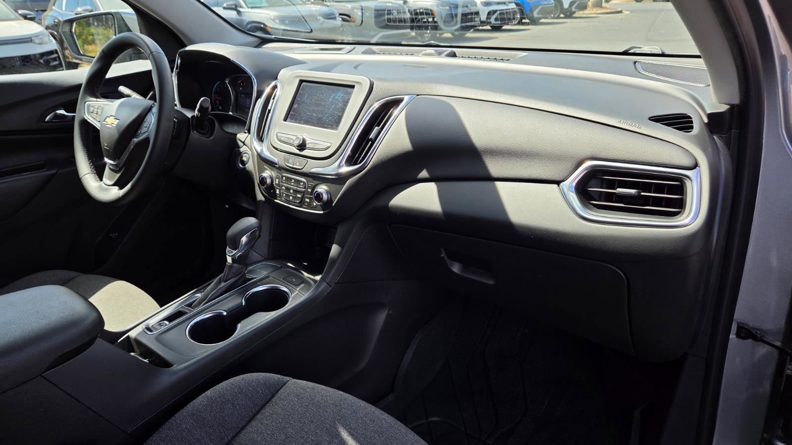 Used 2023 Chevrolet Equinox LT image 38