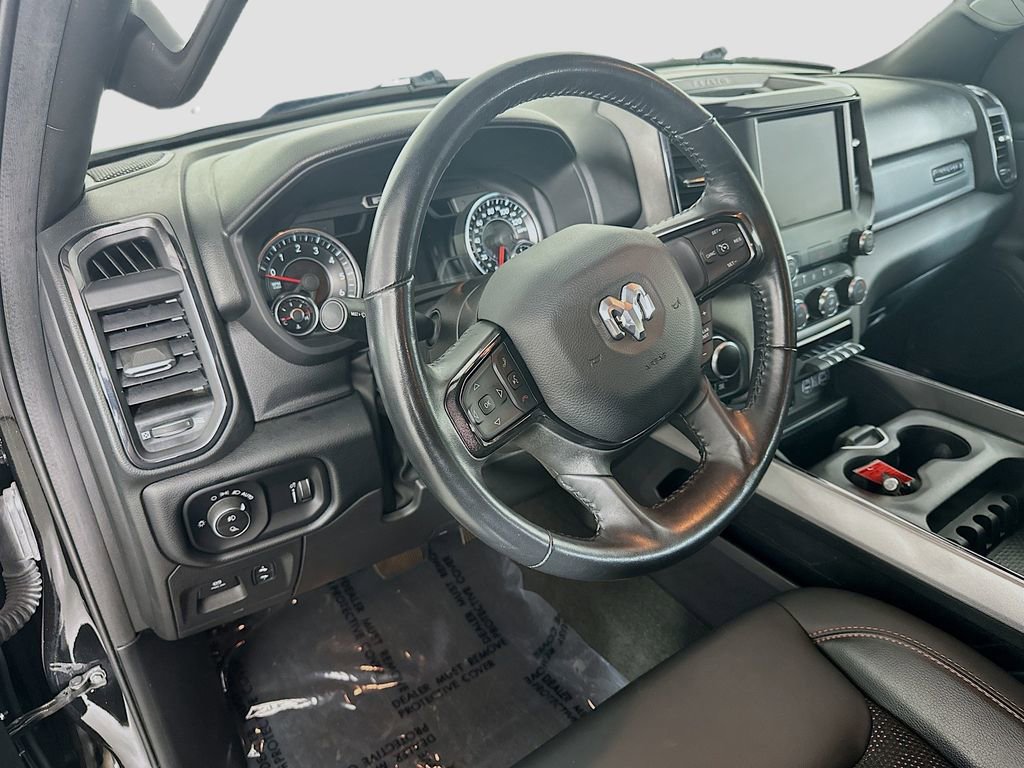 Used 2022 RAM 1500 Big Horn w/ Built-to-serve Edition image 4