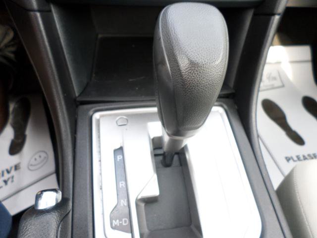 Used 2018 Subaru Impreza 2.0i Premium image 13